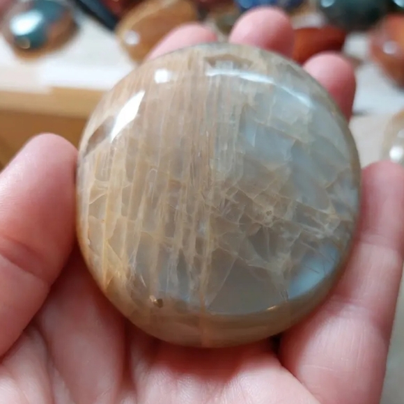 Peach Moonstone Palm Stones - Picture 2 of 8